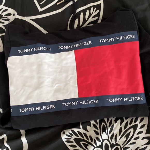 Tommy Hilfiger Dress Perfect for fall/Winter And Summer - Picture 5 of 5